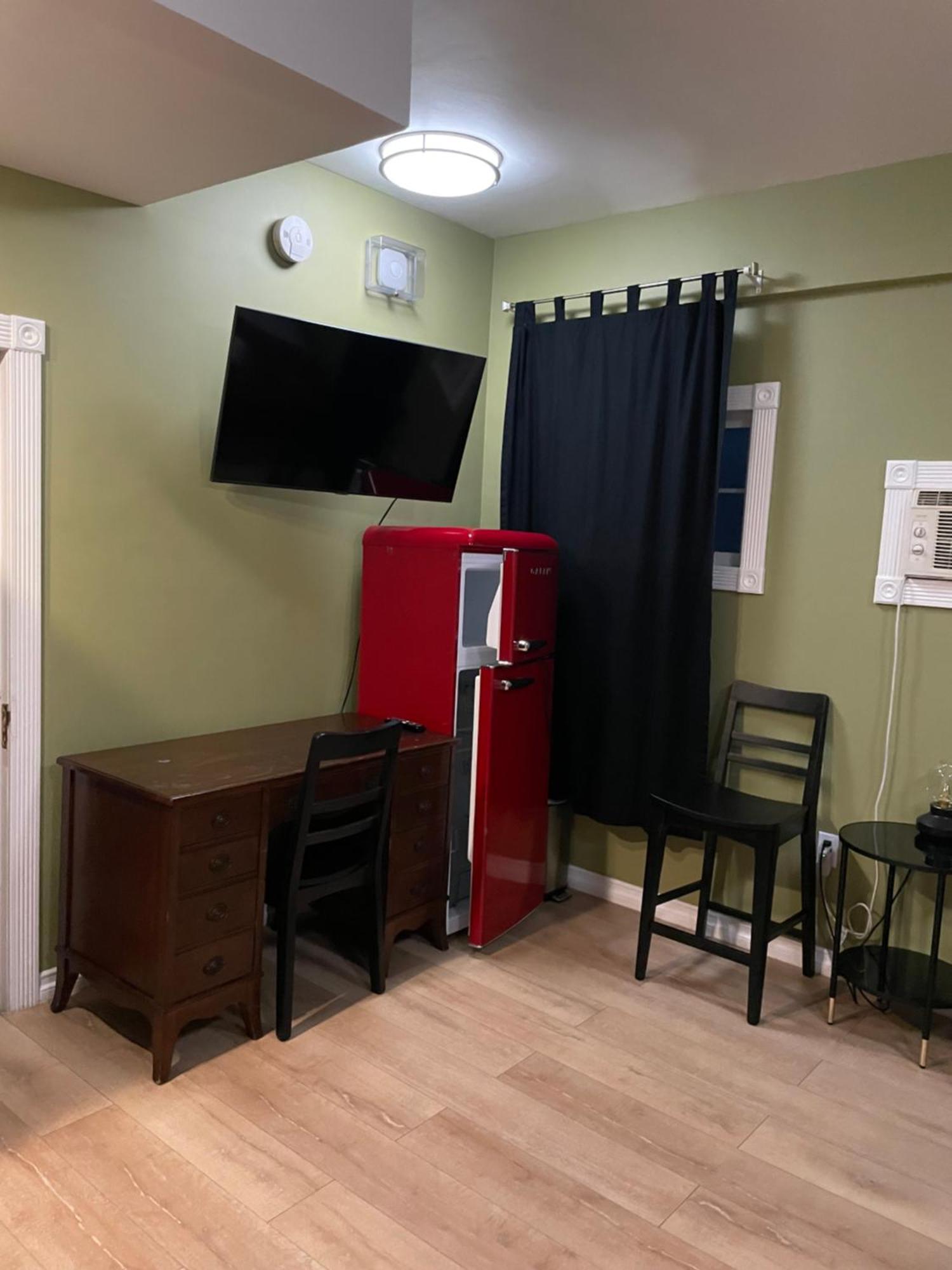 Private Room W/ Private Full Bathroom & Wifi & Ac & Shared Kitchen In Los Angeles Luaran gambar