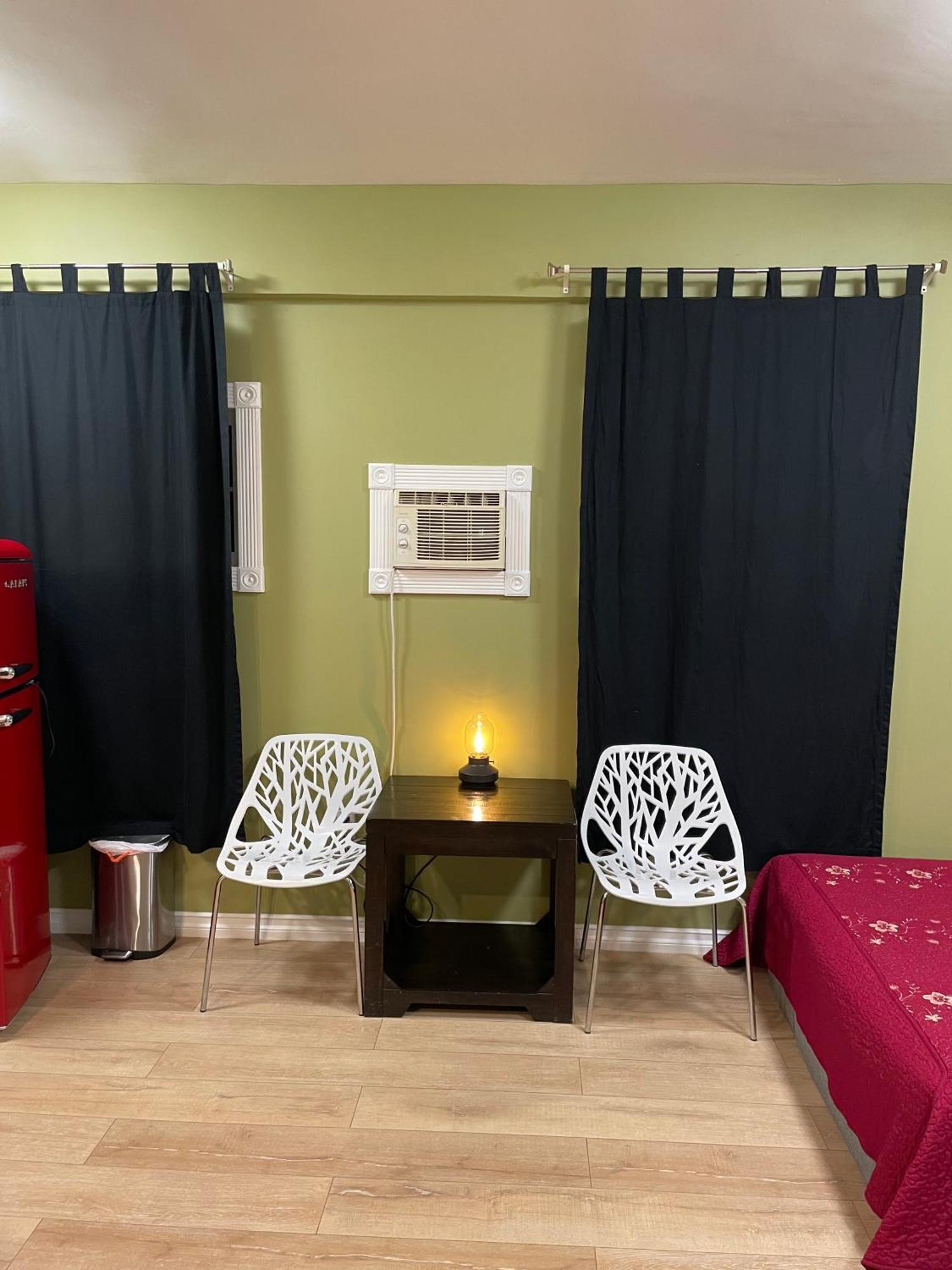 Private Room W/ Private Full Bathroom & Wifi & Ac & Shared Kitchen In Los Angeles Luaran gambar